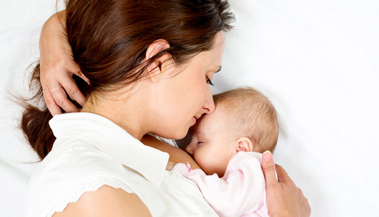 خشک شدن شیر مادر به چه علت است؟ چه اقدامی باید انجام داد؟